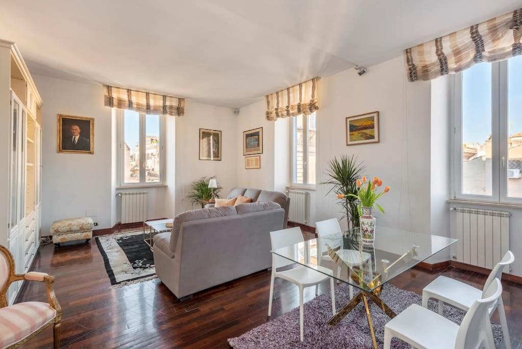 Stunning Center Rome Apartment Exterior photo